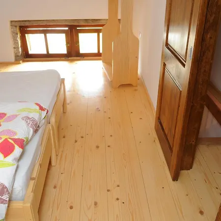 Çiftlik konaklama Holiday Farmhouse Skvor